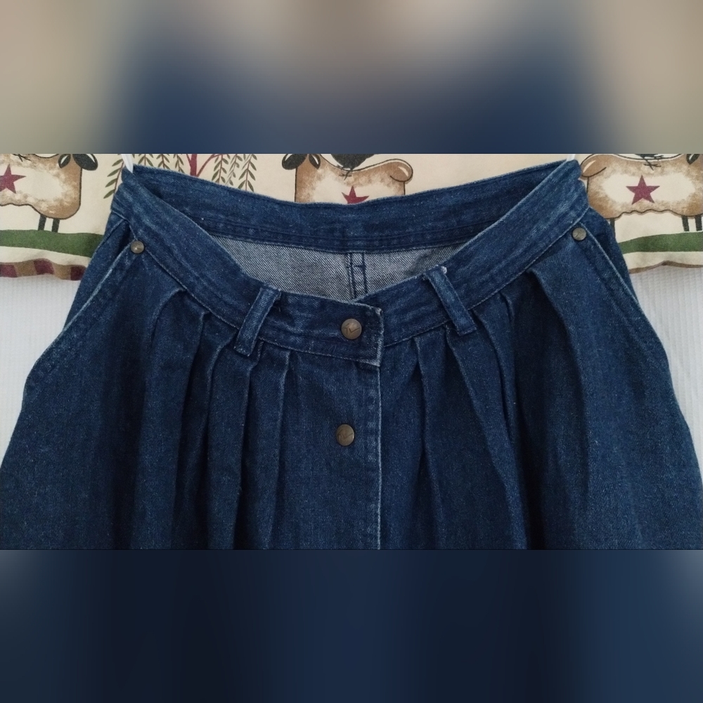 Women's Vintage  Gloria Vanderbilt Denim Skirt - Picture 3 of 7